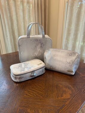 Stephanie Johnson Cairo Travel Set